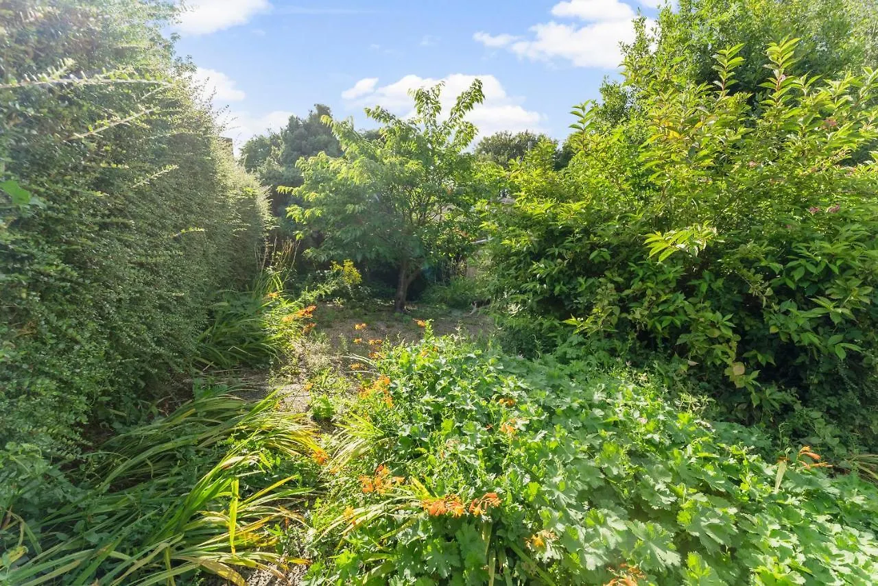 Boutique 4 Bed - Parking And Garden Apartment Bath